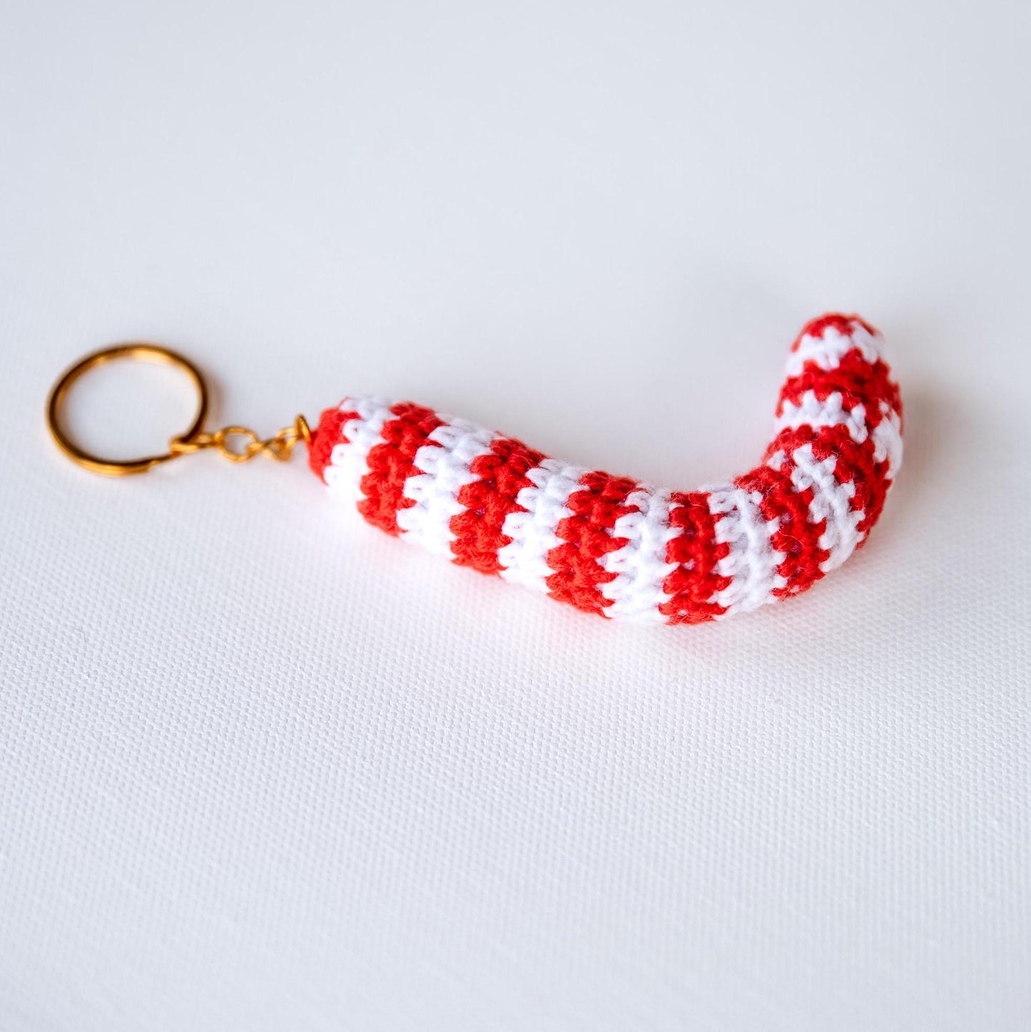Christmas Keychain Candy Cane Keychain Kawai Candy Cane Zipper Pull Candy Cane Backpack Charm Candy Cane Crochet Keychain Stocking Stuffer - Hemsin Atelier