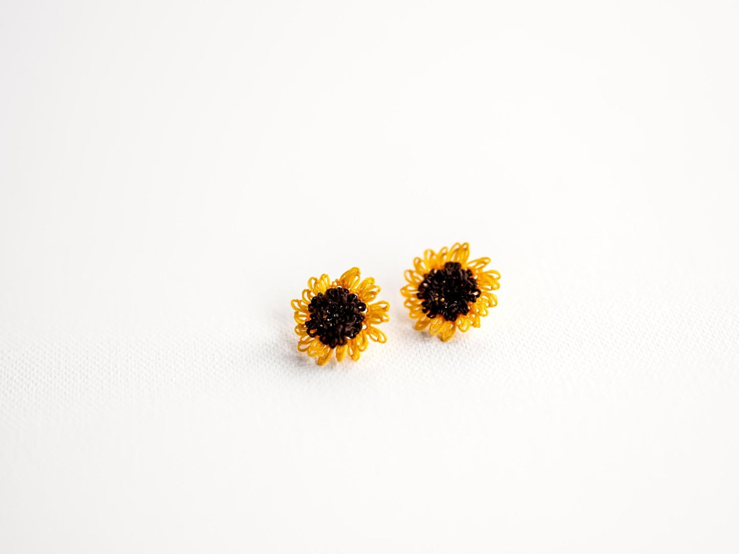 Sunflower Stud Earrings - Hemsin Atelier