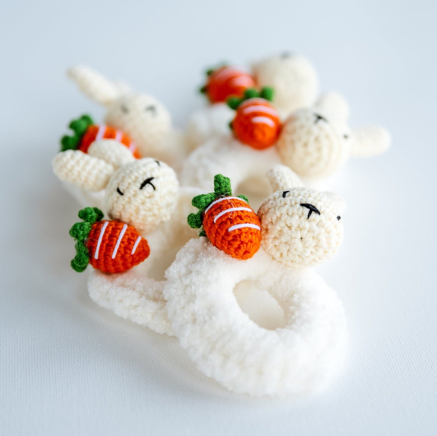 3D Rabbit and Carrot Scrunchies - Hemsin Atelier