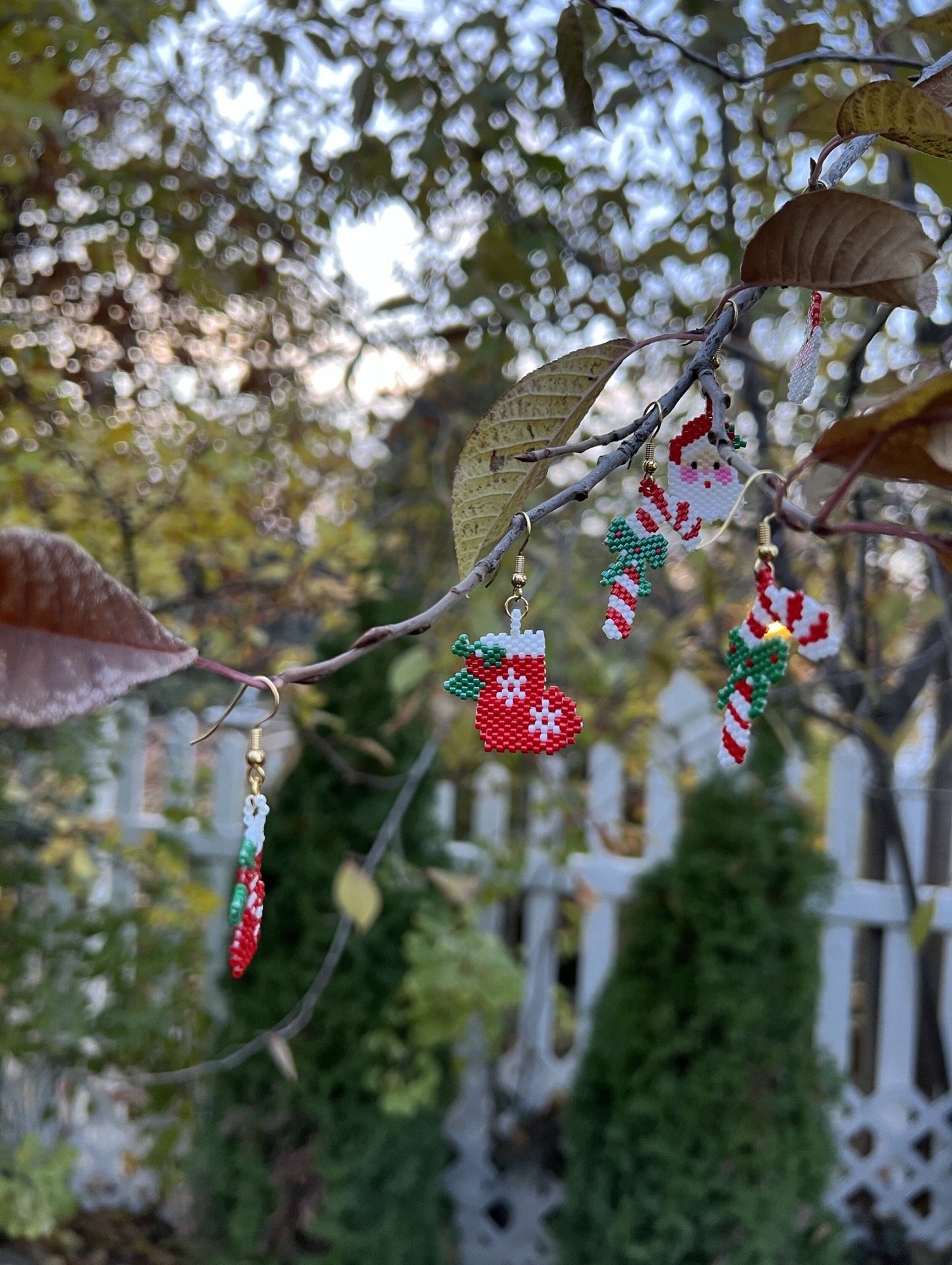 Christmas Themed Beaded Earrings - Hemsin Atelier