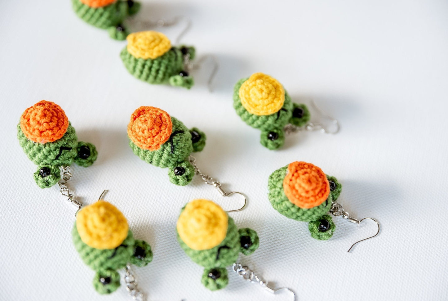 Frog Earrings Green Frog Earrings Crochet Earrings Crochet Frog Earrings Cute Frog Earrings Kawai Animal Jewelry Amigurumi Frog Earrings - Hemsin Atelier