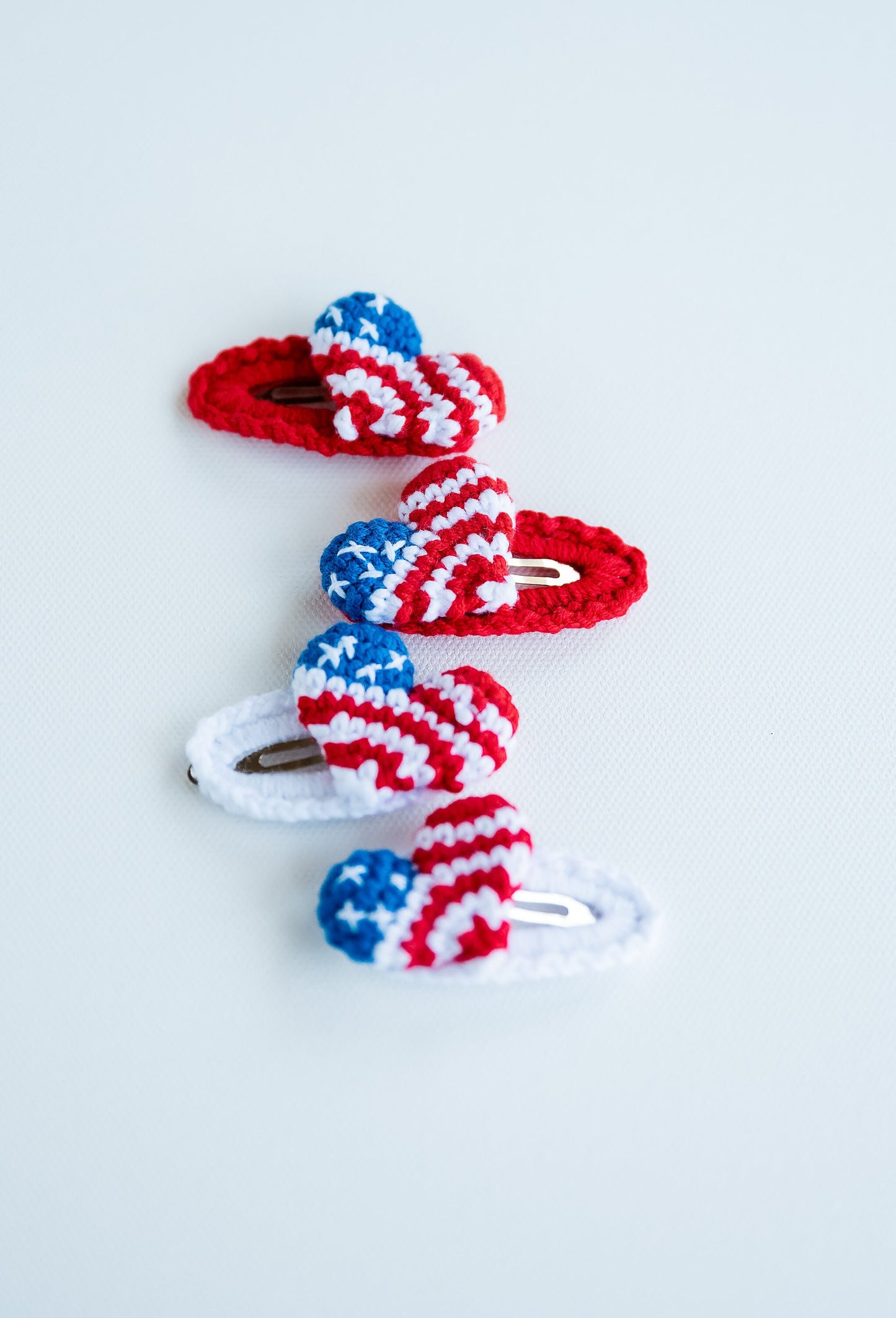 American Flag Hair Clip USA Flag Hair Snap Heart Hair Barrettes July 4th Hair Clip Crochet Patriotic Hair Clip Amigurumi Hair Accessories