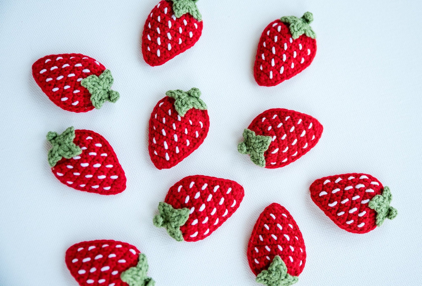 Kawai Strawberry Hair Clips - Hemsin Atelier
