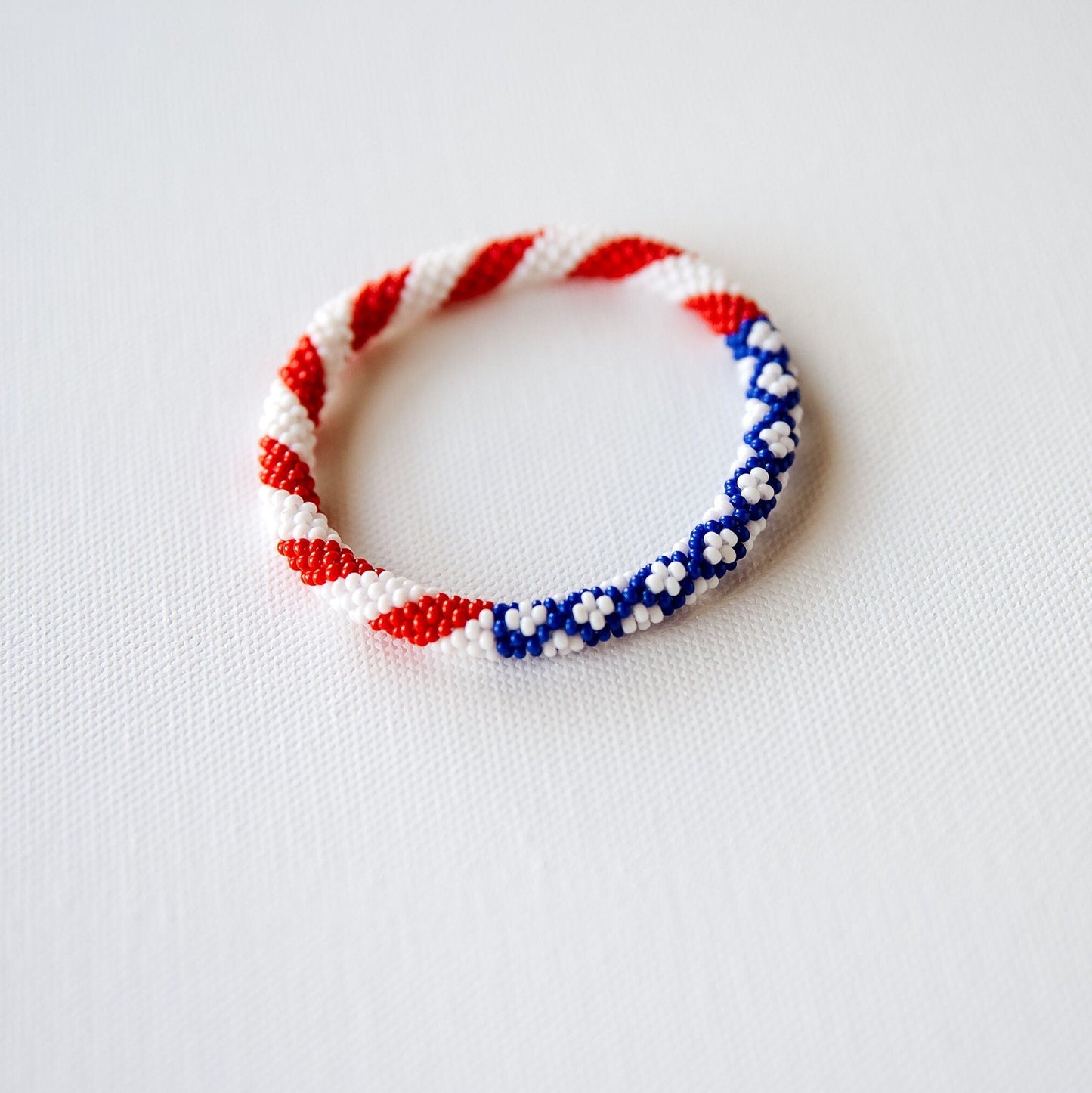 Patriotic Necklace Beaded Necklace Beaded American Necklace Bracelet Set USA Patriot Necklace 4th of July Necklace July 4th Patriot Gift - Hemsin Atelier