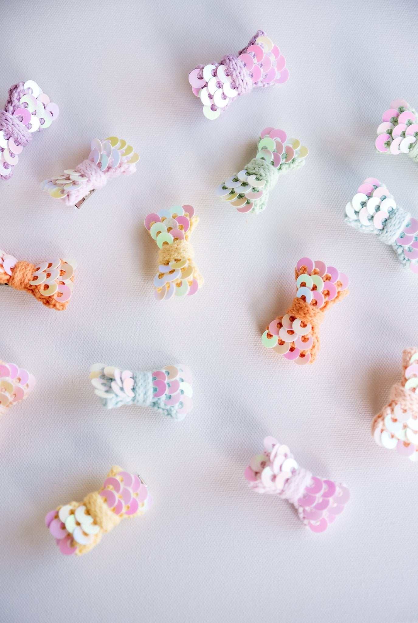 Sequin Bow Hair Snaps - Hemsin Atelier