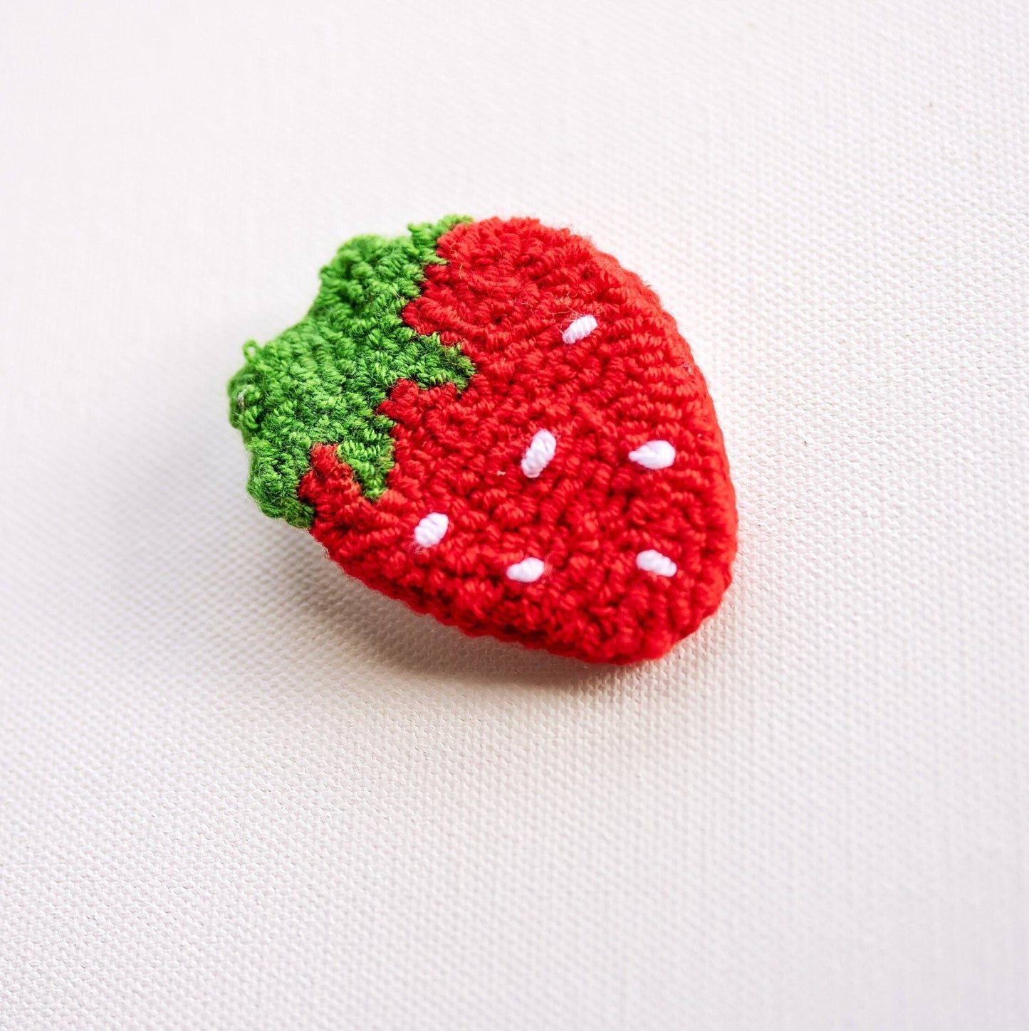 Strawberry Brooch Pins - Hemsin Atelier