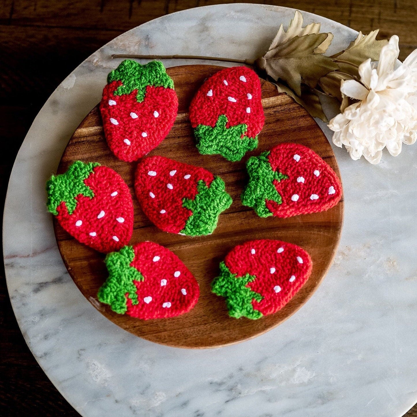 Strawberry Brooch Pins - Hemsin Atelier