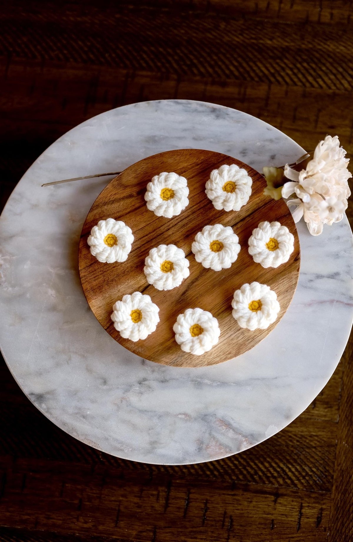 Crochet Daisy Motifs - Hemsin Atelier