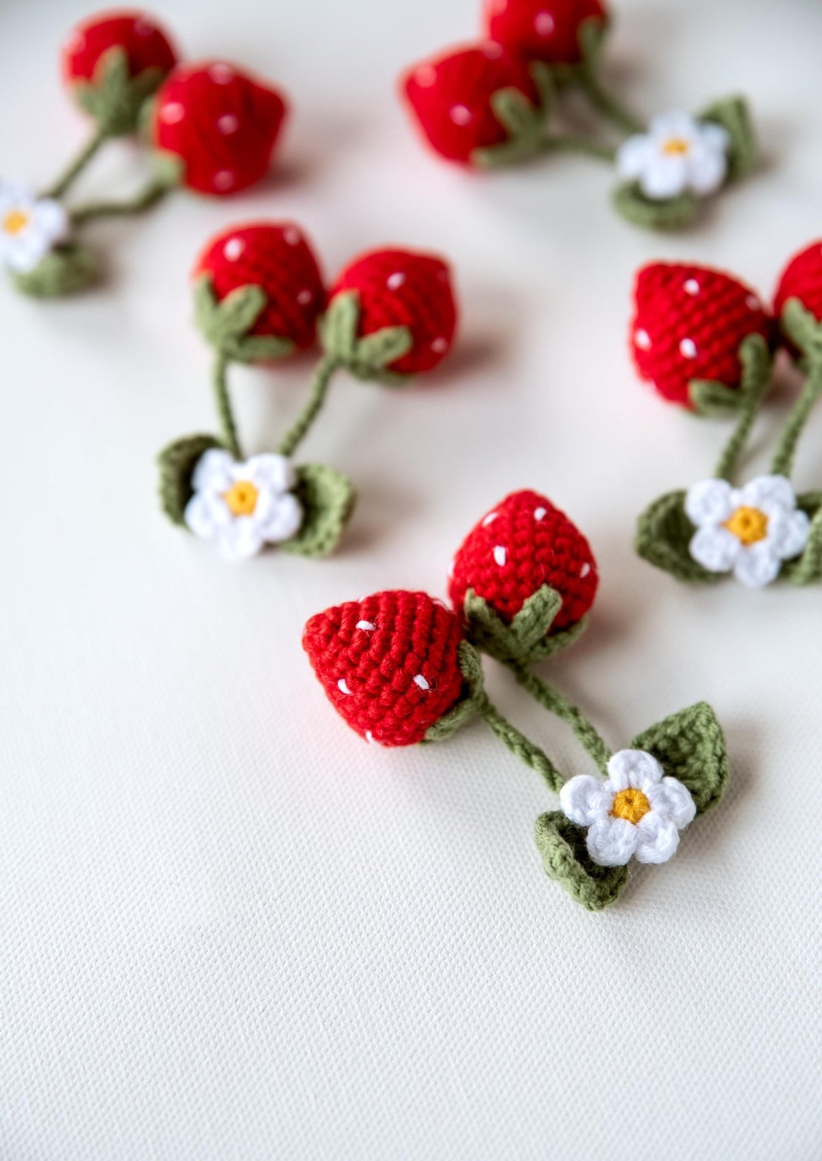 Crochet Strawberry Motifs - Hemsin Atelier