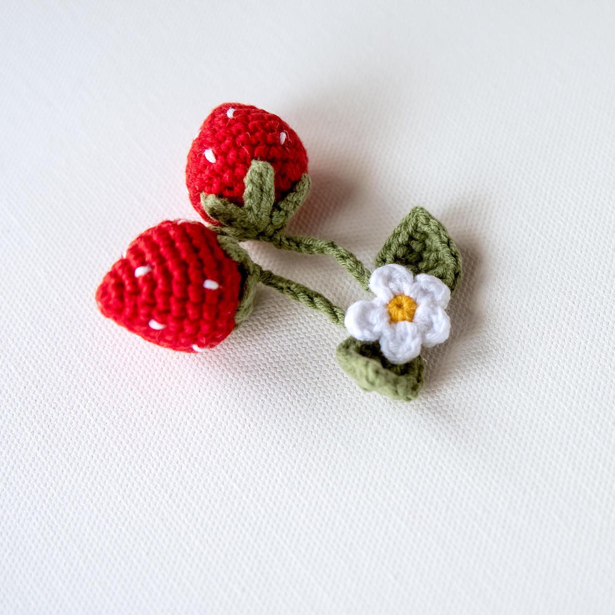 Crochet Strawberry Motifs - Hemsin Atelier