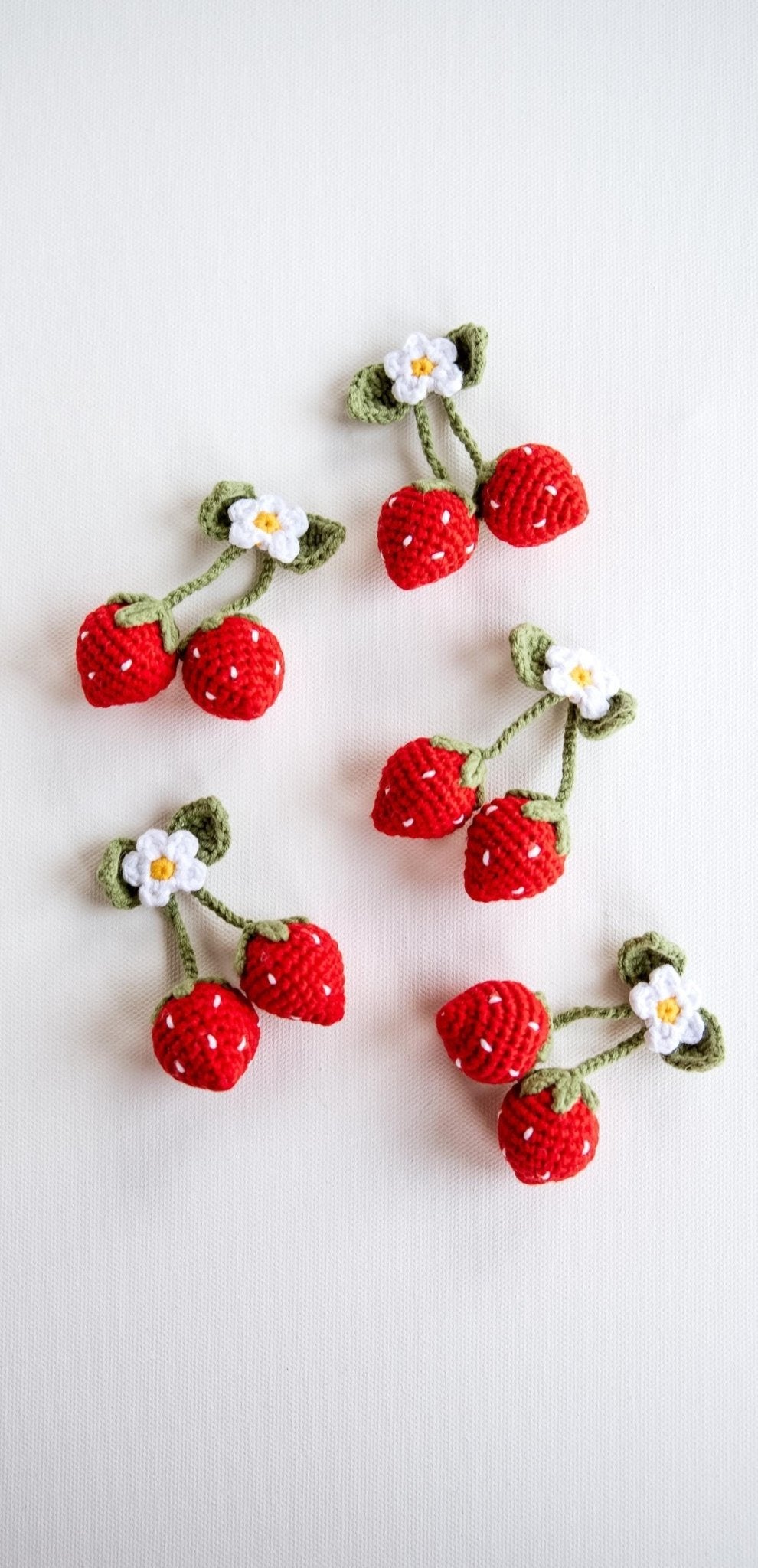 Crochet Strawberry Motifs - Hemsin Atelier