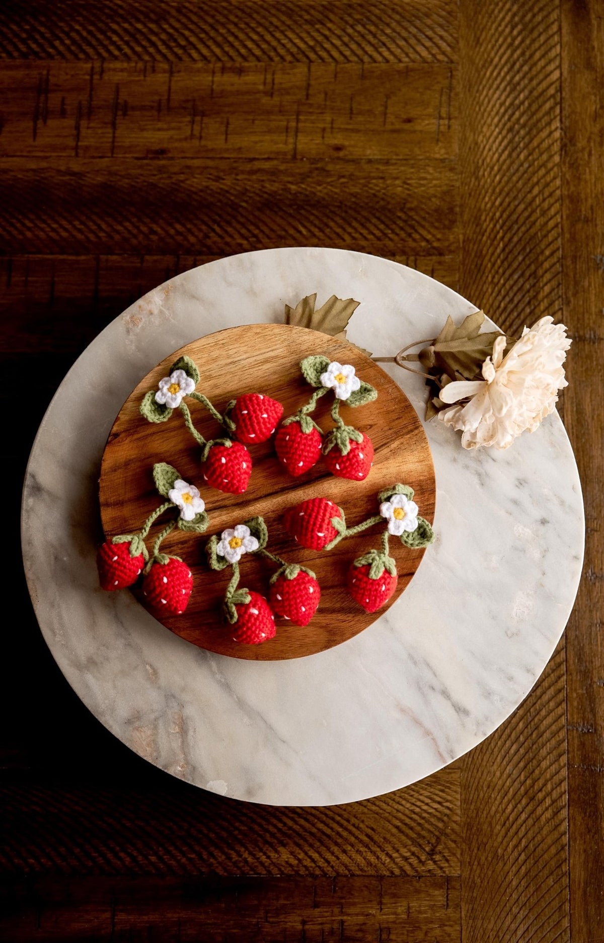 Crochet Strawberry Motifs - Hemsin Atelier