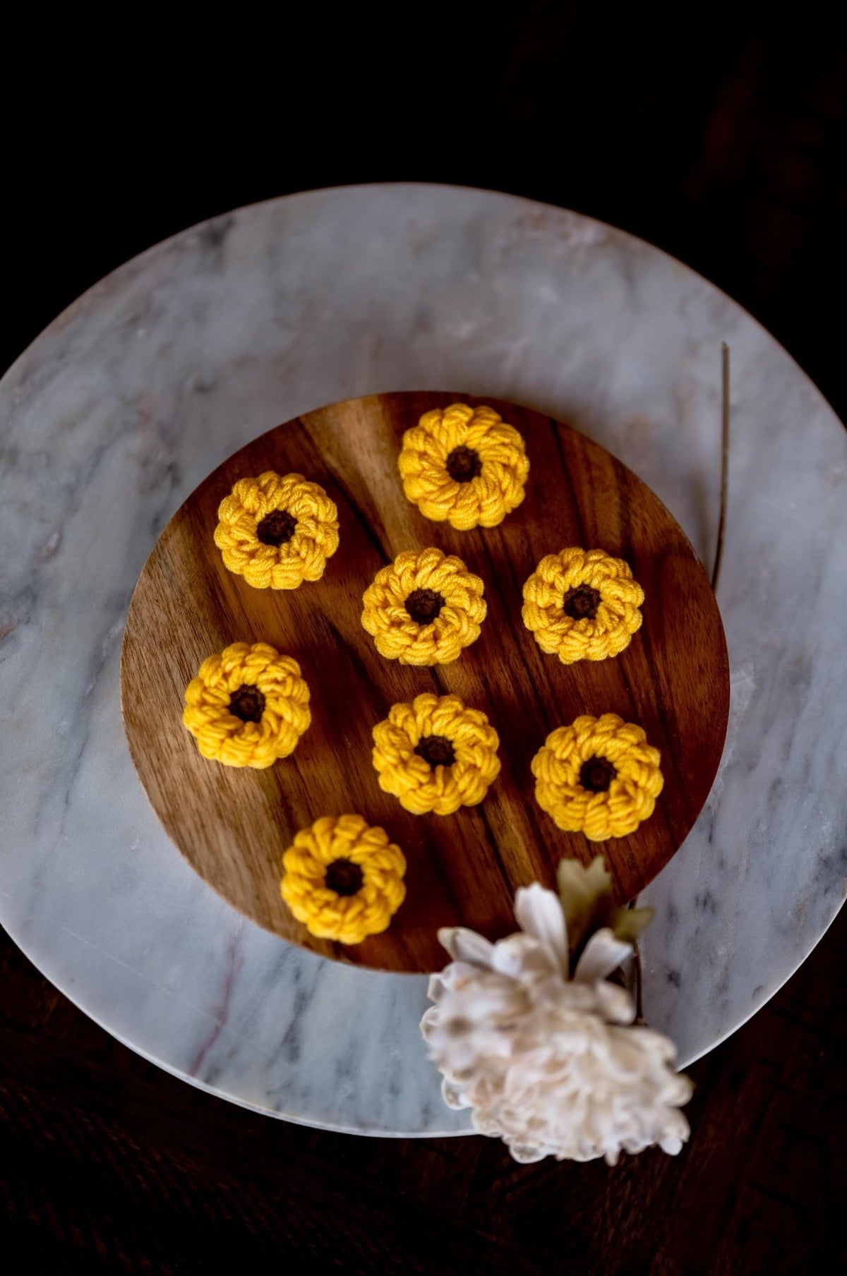 Crochet Sunflower Appliques - Hemsin Atelier