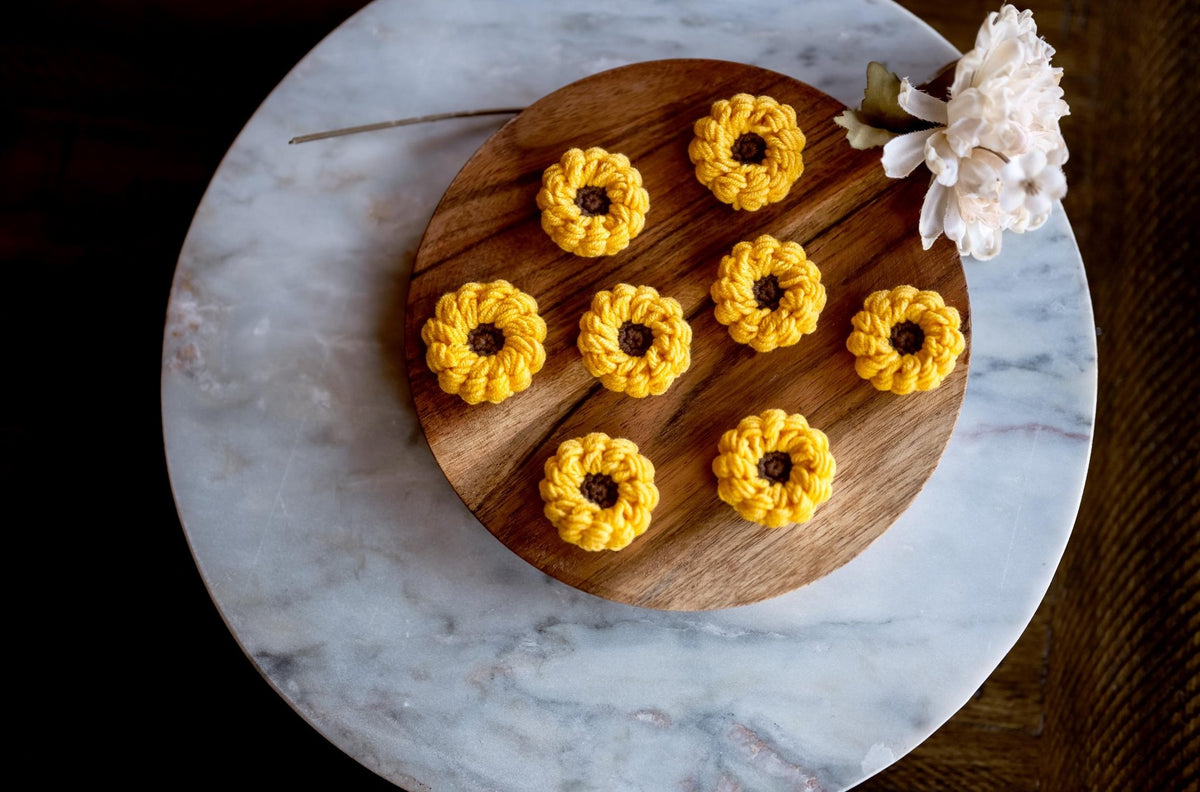 Crochet Sunflower Appliques - Hemsin Atelier