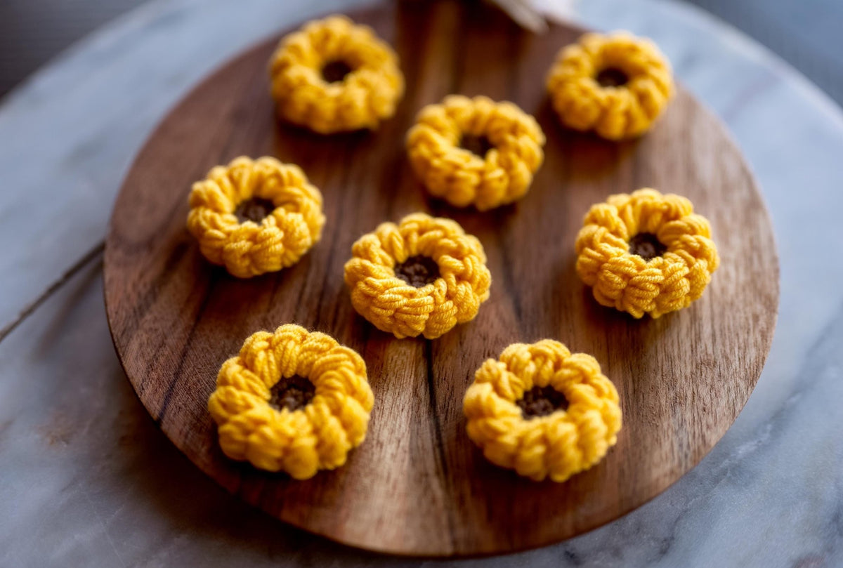 Crochet Sunflower Appliques - Hemsin Atelier