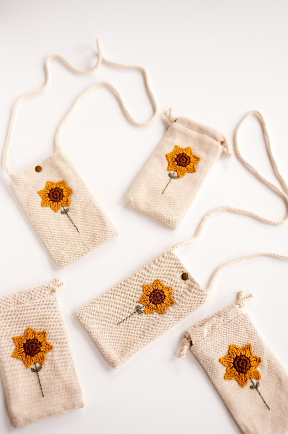 Crossbody Phone Case with Strap - Hemsin Atelier