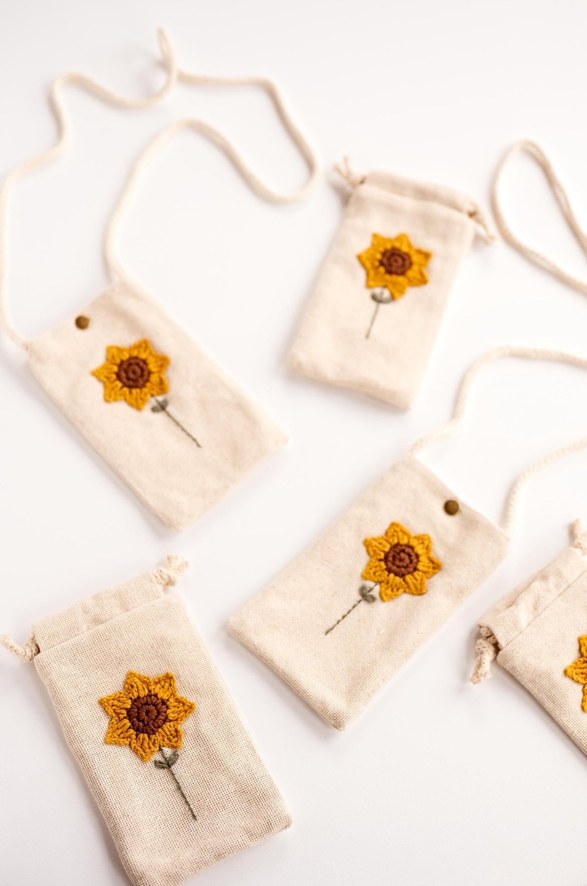 Crossbody Phone Case with Strap - Hemsin Atelier