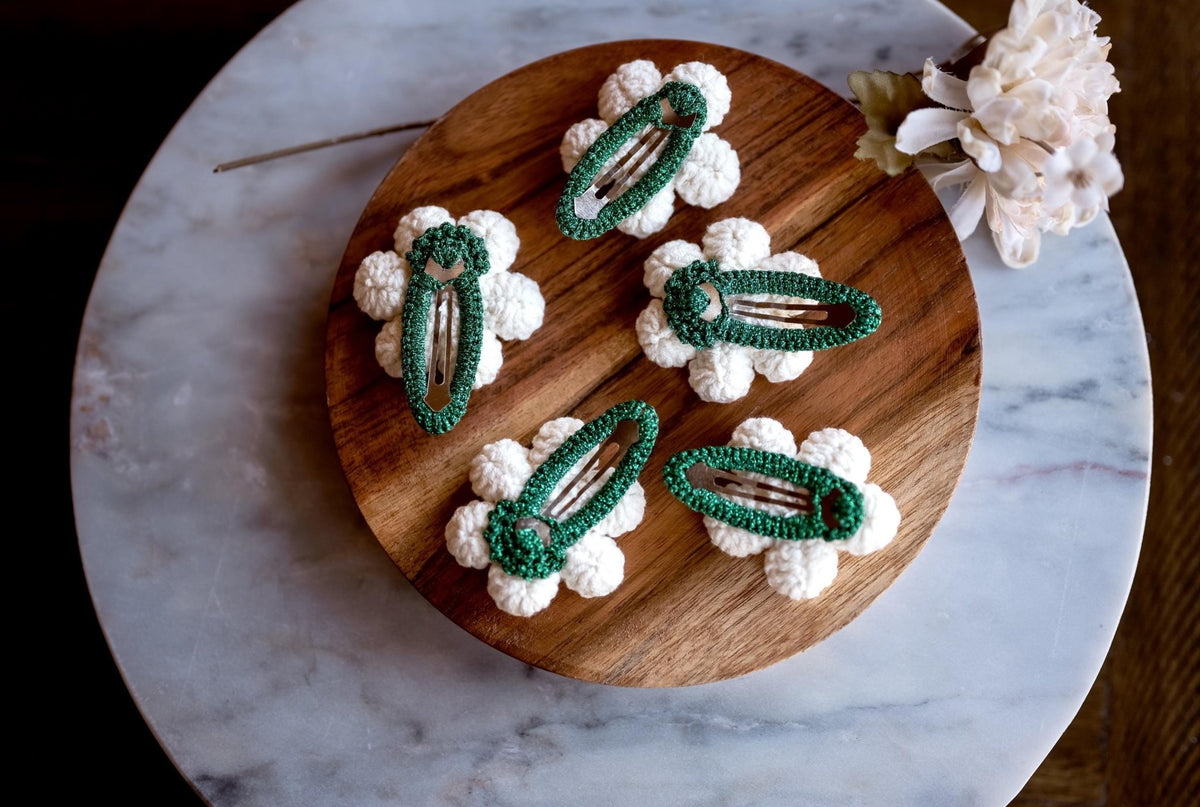 Floral Christmas Hair Clips - Hemsin Atelier