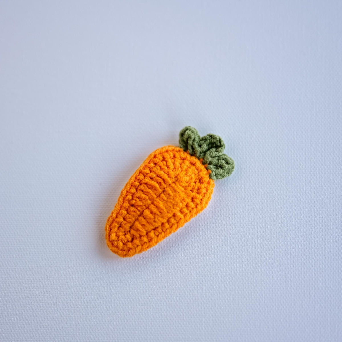 Rabbit & Carrot Hair Clips - Hemsin Atelier
