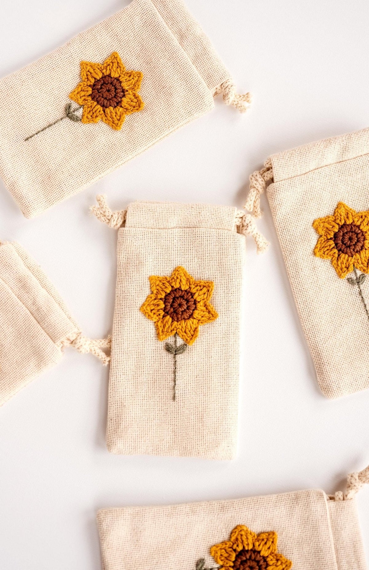 Sunflower Eyeglass Case - Hemsin Atelier