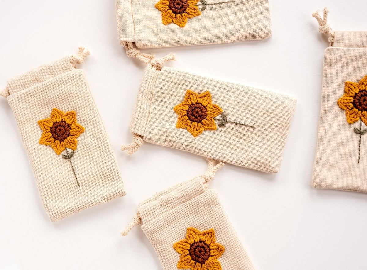 Sunflower Eyeglass Case - Hemsin Atelier