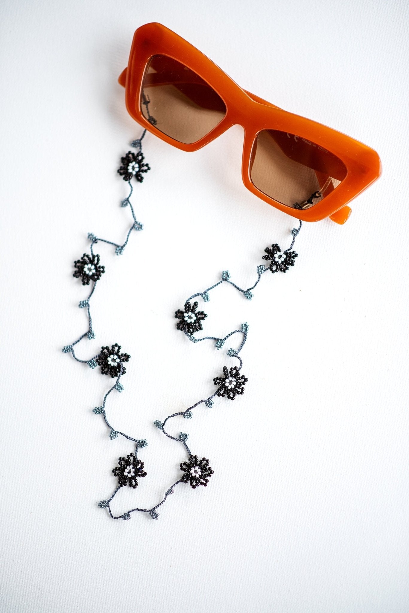 Black Beaded Eyeglass Chain - Hemsin Atelier
