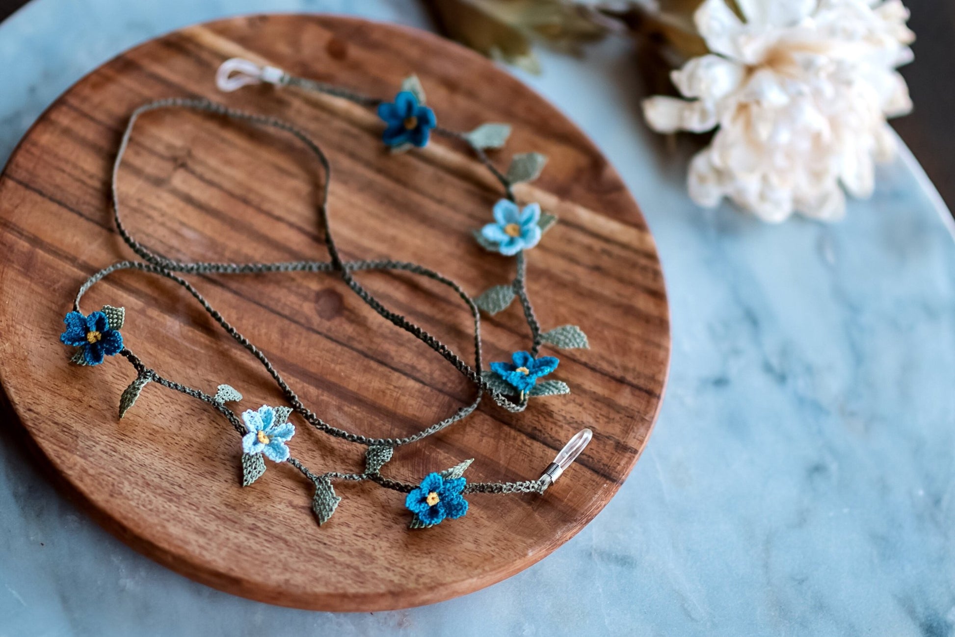 Blue Floral Eyeglass Chain - Hemsin Atelier