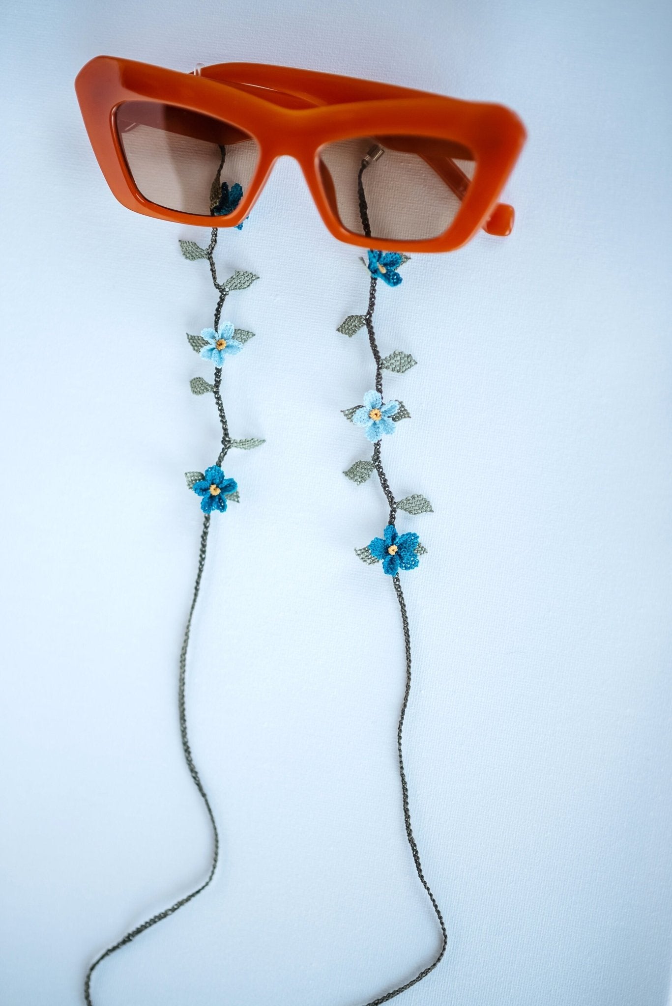 Blue Floral Eyeglass Chain - Hemsin Atelier