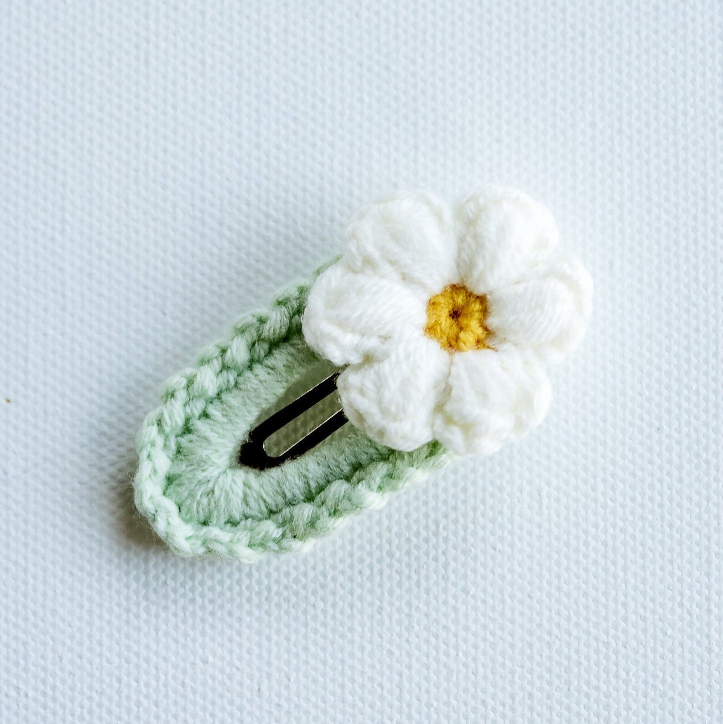 Crochet Daisy Hair Clips - Hemsin Atelier