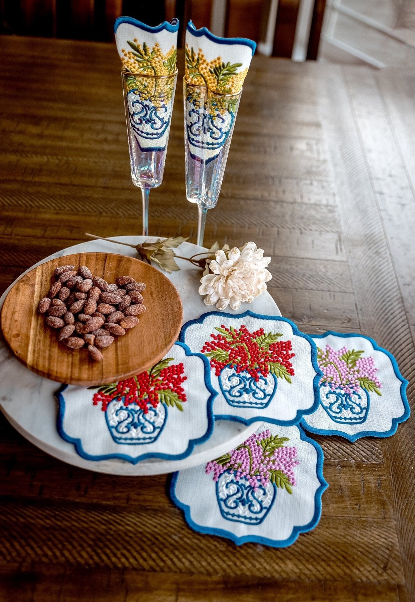 Floral Embroidered Cocktail Napkins - Hemsin Atelier