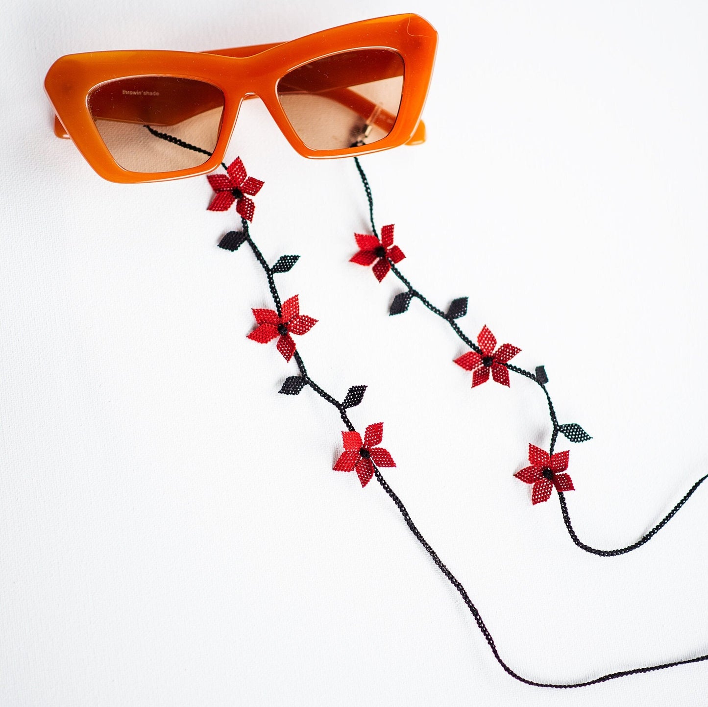 Floral Eyeglass Chain - Hemsin Atelier