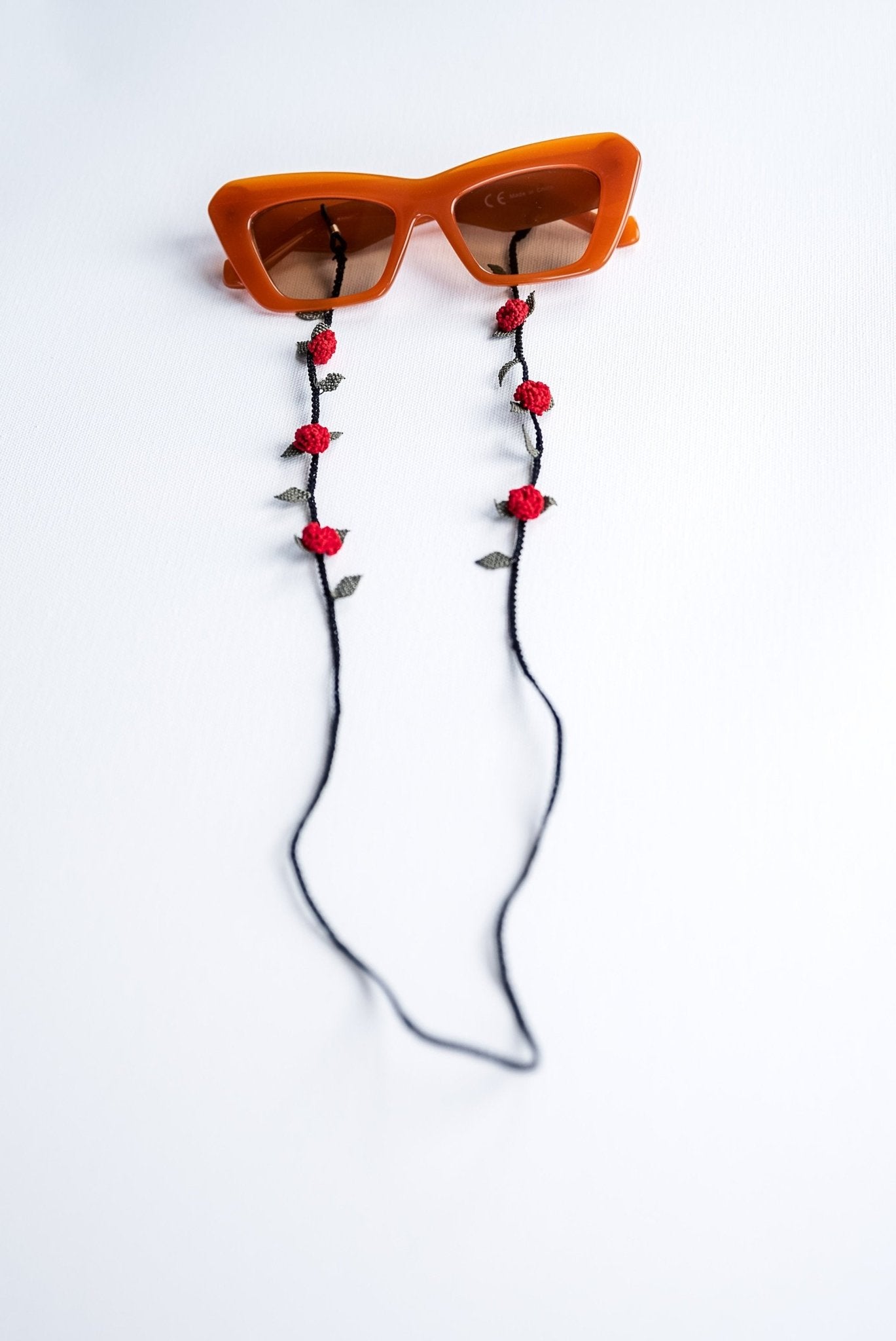 Pom Pom Floral Eyeglass Chain - Hemsin Atelier