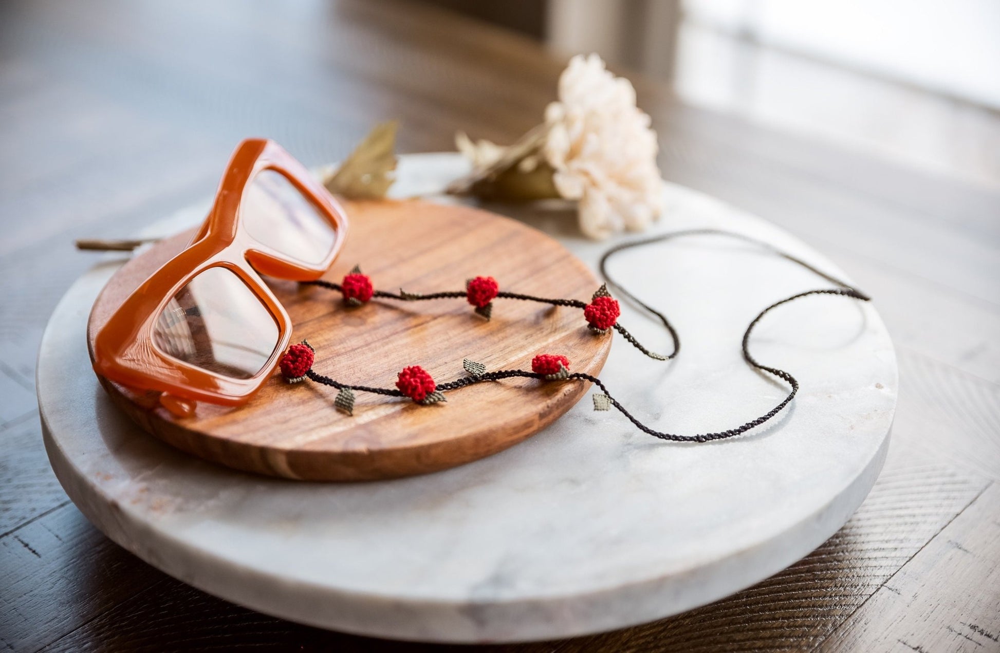 Pom Pom Floral Eyeglass Chain - Hemsin Atelier