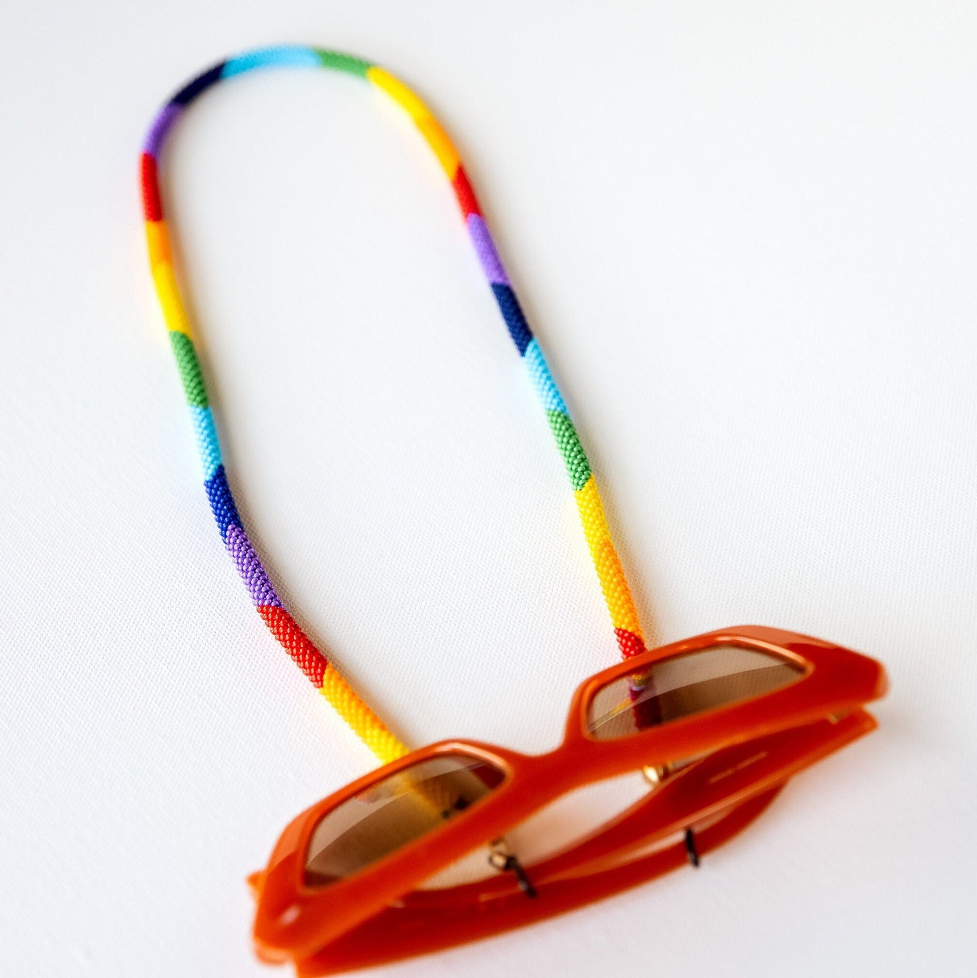 Rainbow Eyeglass Chain Colorful Eyeglass Lanyard LGBTQ Sunglasses Chain Pride Sunglass Lanyard Eyeglass Holder Necklace Eyewear Retainer - Hemsin Atelier