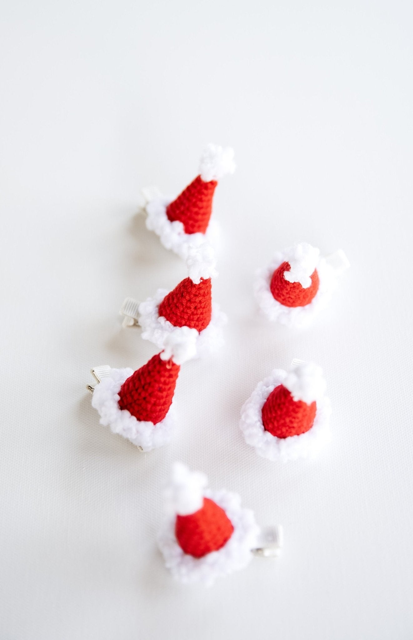 Santa Hat Hair Clip - Hemsin Atelier