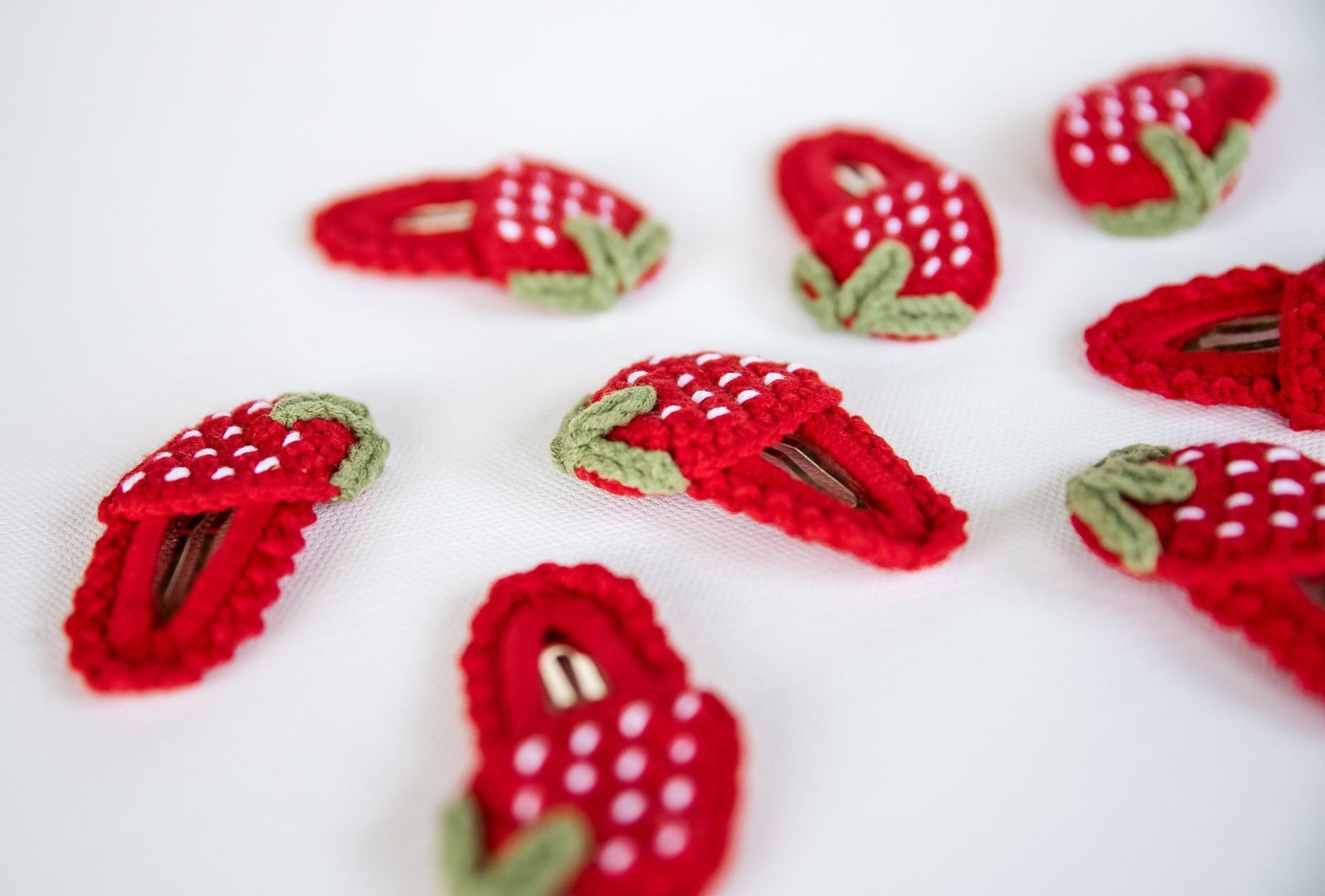 Strawberry Hair Clip Kawai Strawberry Hair Clip Cute Kawai Hair Snap Kawai Fruit Hair Barrettes Cute Crochet Hair Clip Unique Toddler Gift - Hemsin Atelier