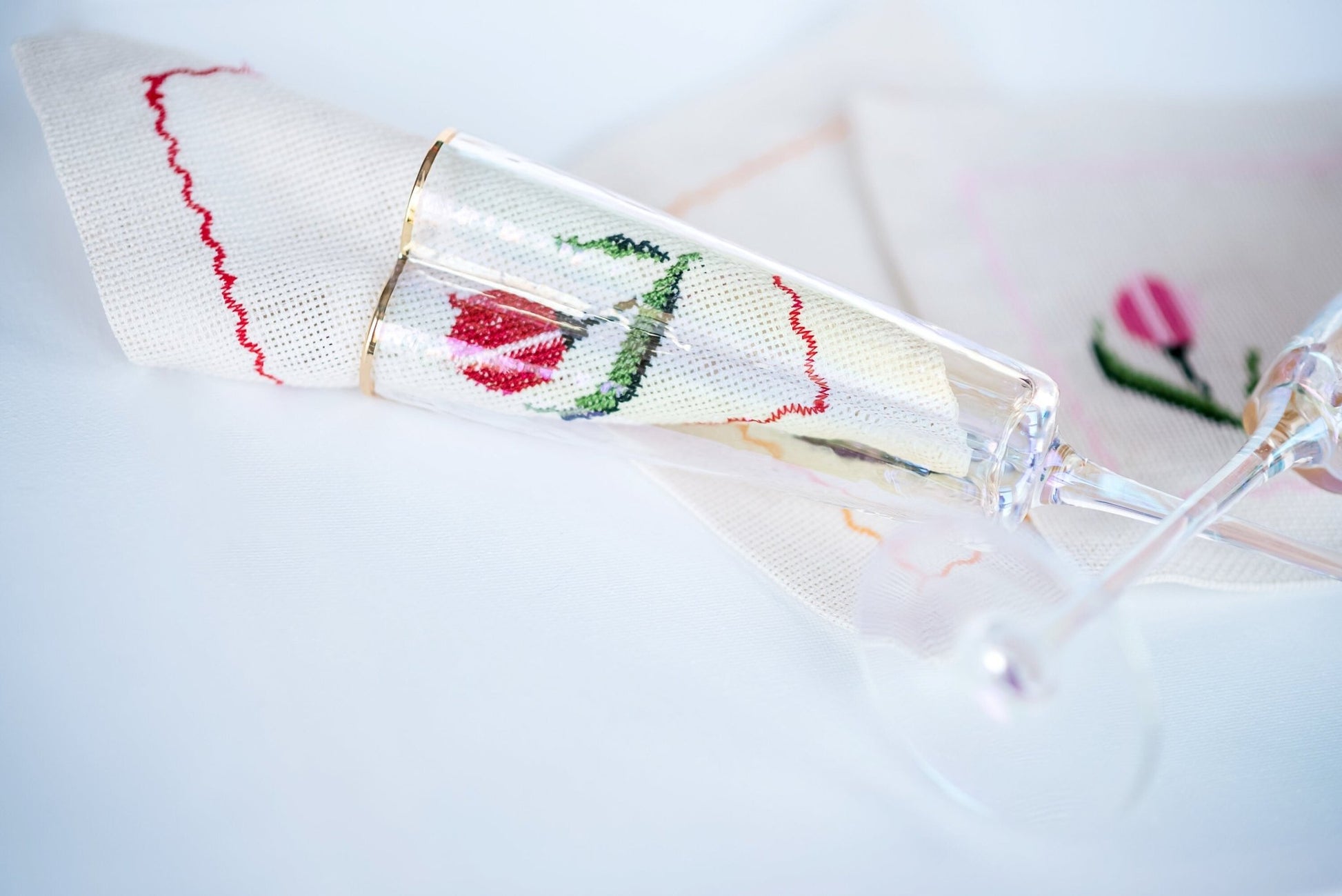 Tulip Embroidered Cocktail Napkins - Hemsin Atelier