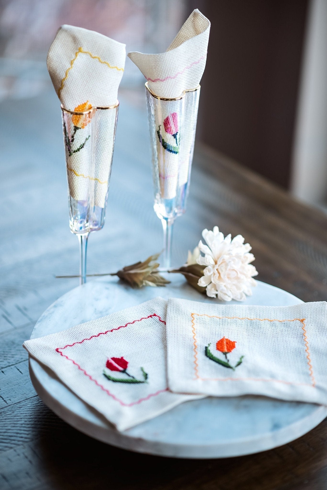 Tulip Embroidered Cocktail Napkins - Hemsin Atelier